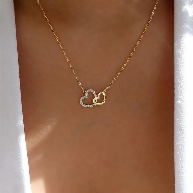 Goldene Herz-Halskette mit Kristall – Ein Zeichen von Liebe & Eleganz