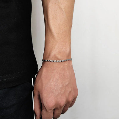 Klassisches geflochtenes Armband